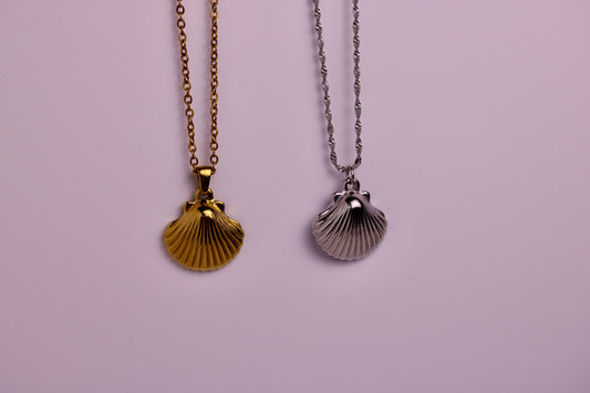 Shellcrest Necklace in Silver + Gold