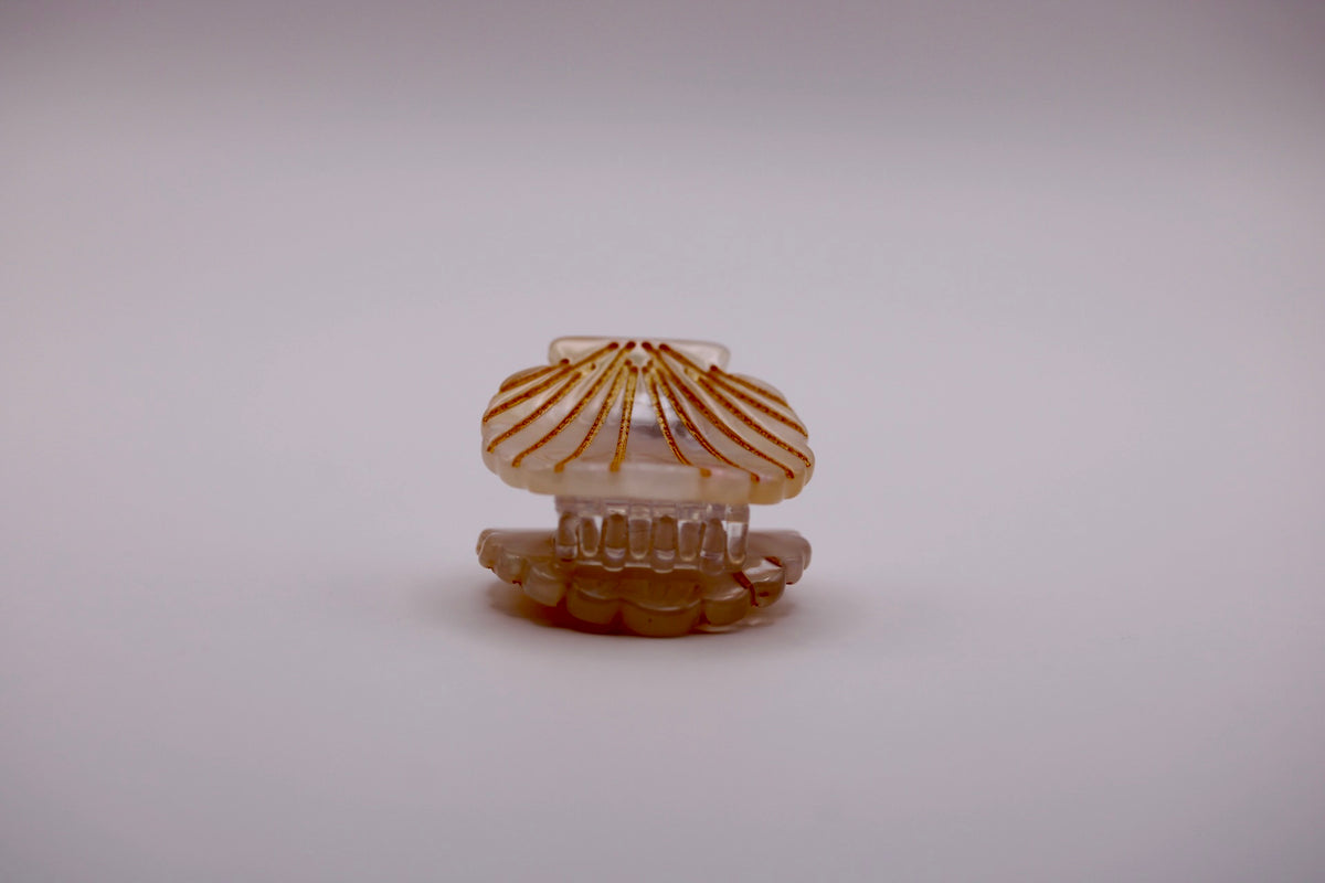 Mini Scallop Hair Clips in Various Colors