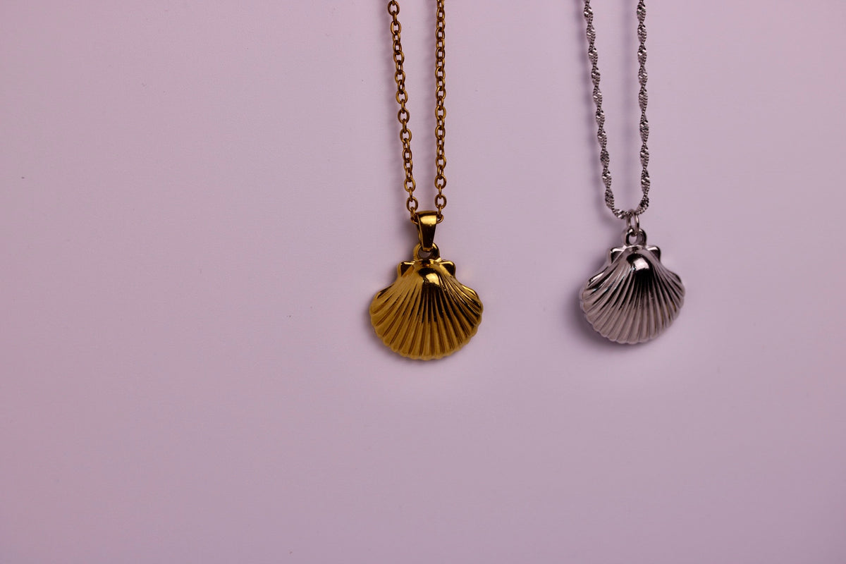 Shellcrest Necklace in Silver + Gold