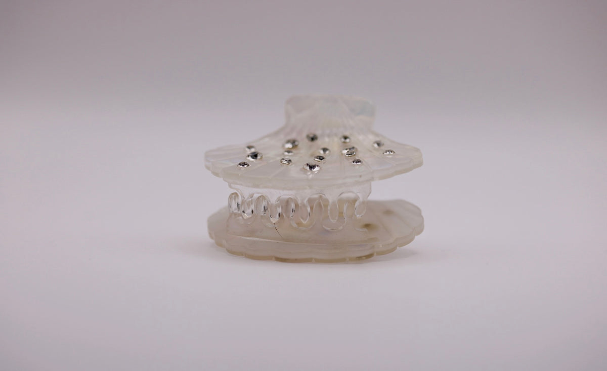 Wedding Shells Hair Clip