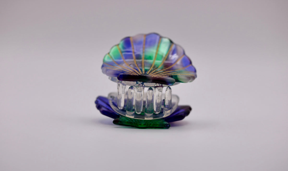 Moonlit Scallop Hair Clip