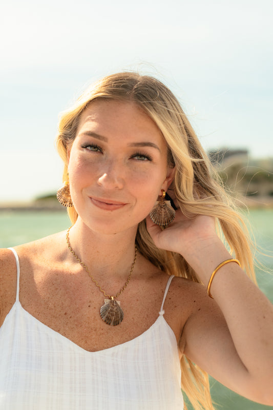 The Ripple Necklace- Brown Seashell Silver + Gold