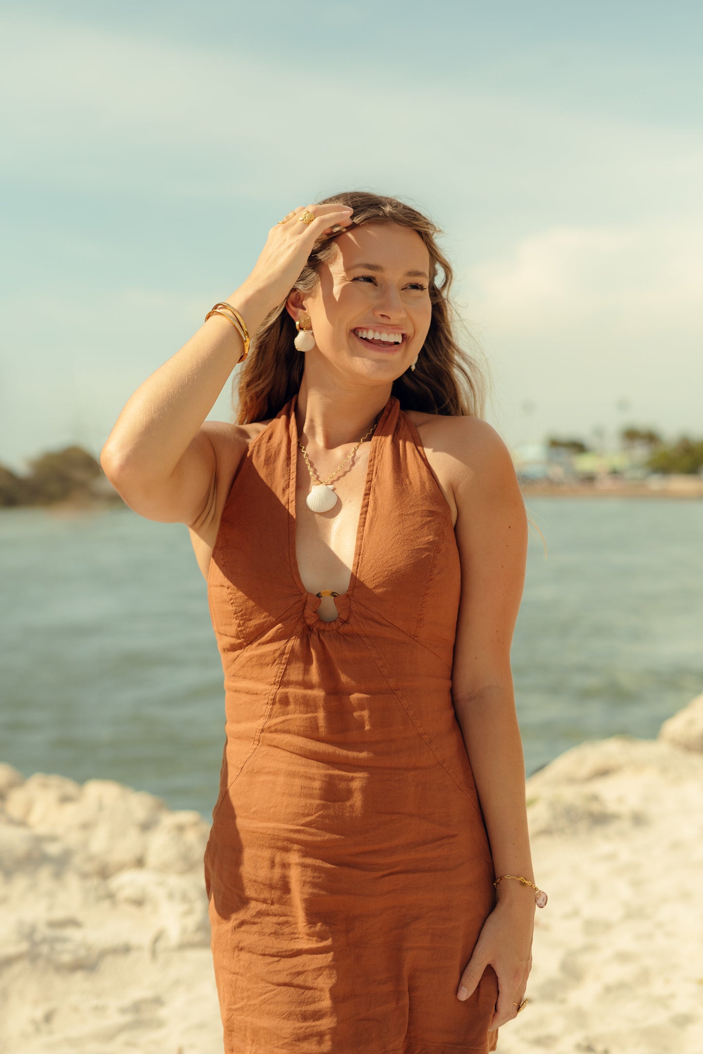 The Ripple Necklace- Cream Seashell Silver + Gold