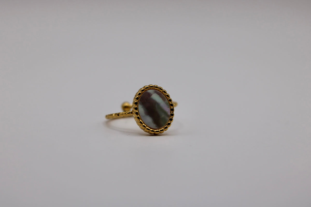 The Clara Ring