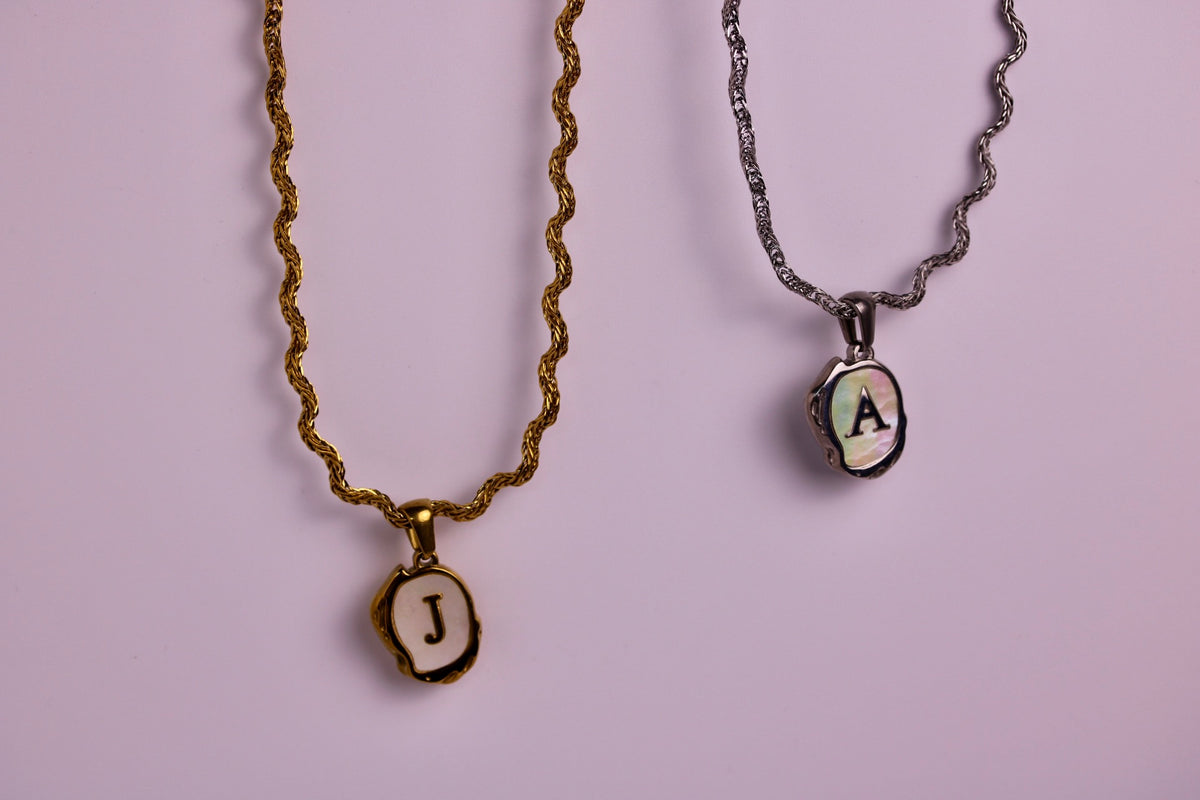 The Seaside Initial Necklace - Ripple Chain Edition