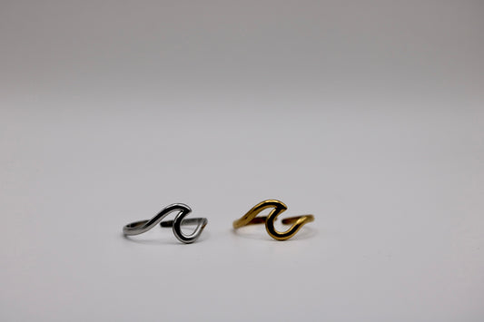 The Moira Wave Ring