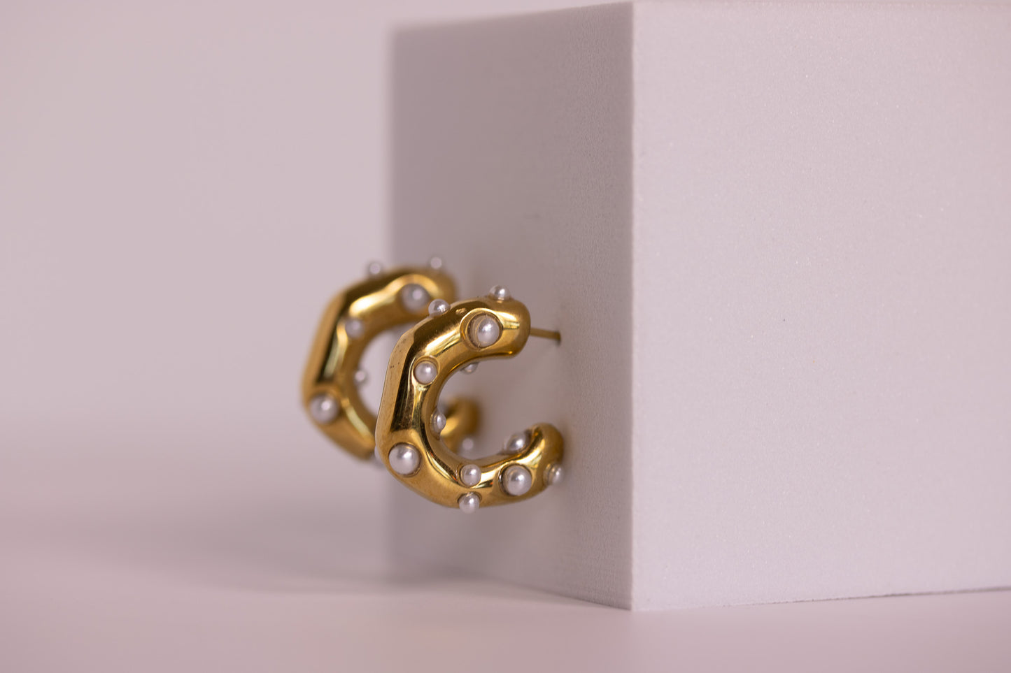 Shimmer Crest Hoops — Pearl Glow in Silver + Gold