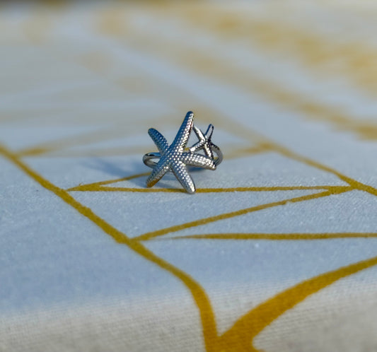 Starfish Muse Ring in Silver + Gold