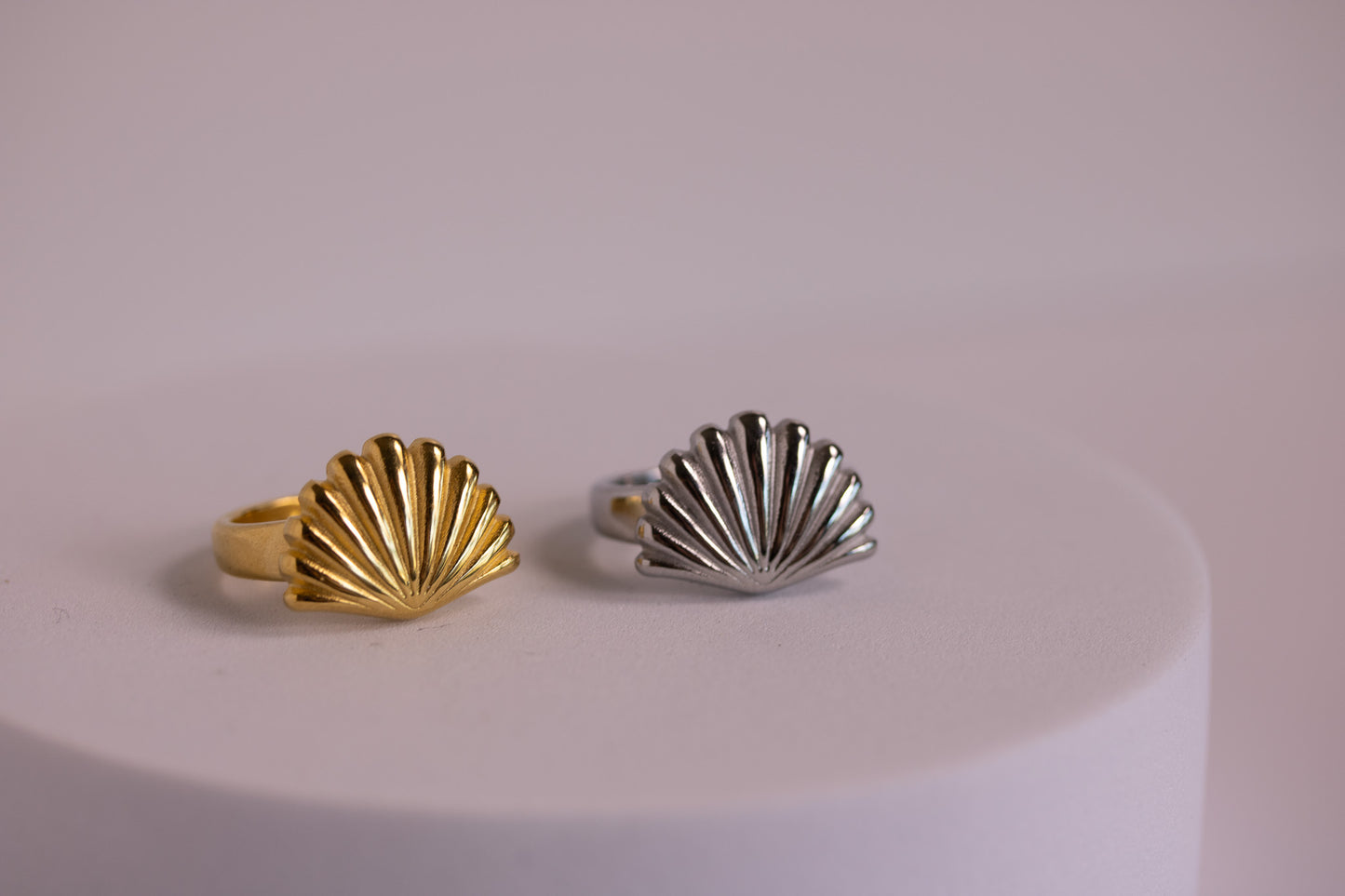 Half Scallop Bay Ring in Silver + Gold