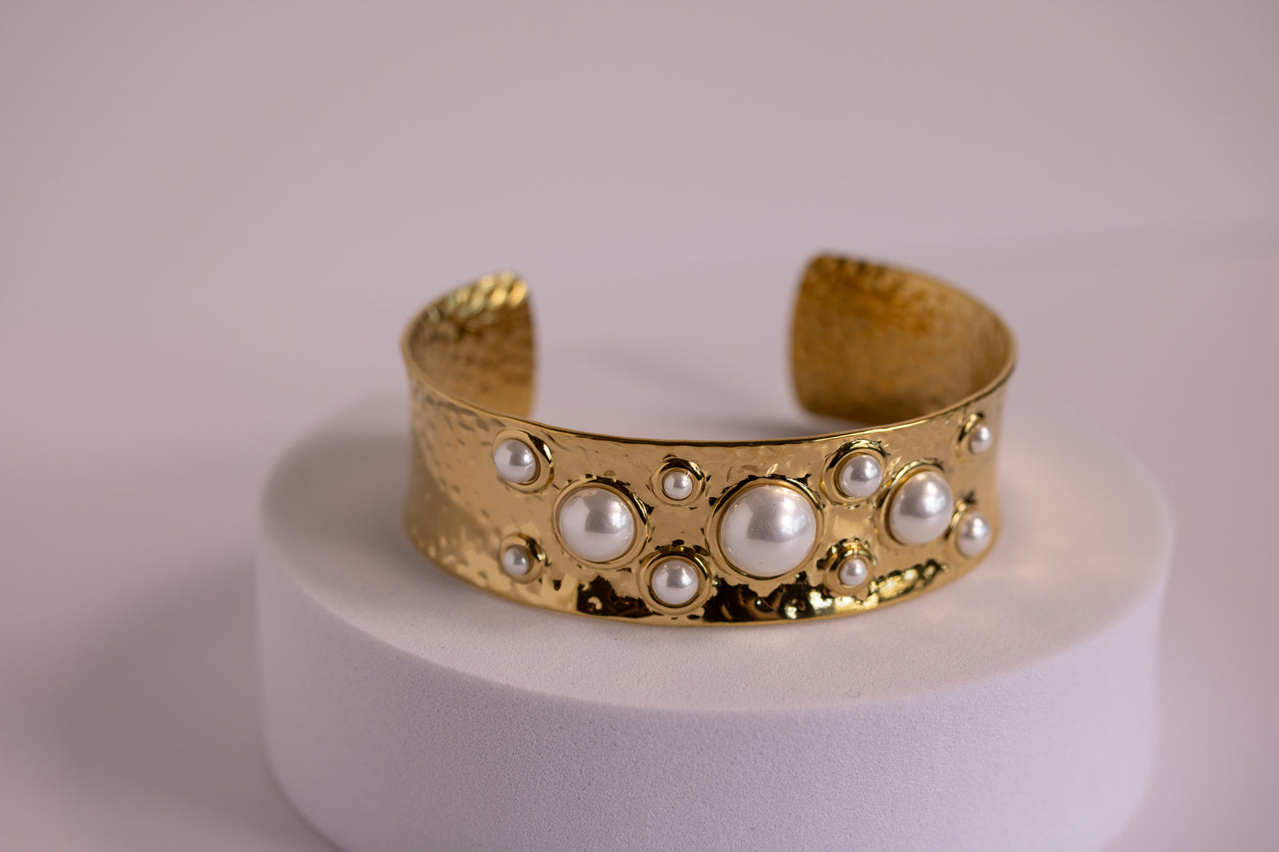 Seapearl Weave Bangle