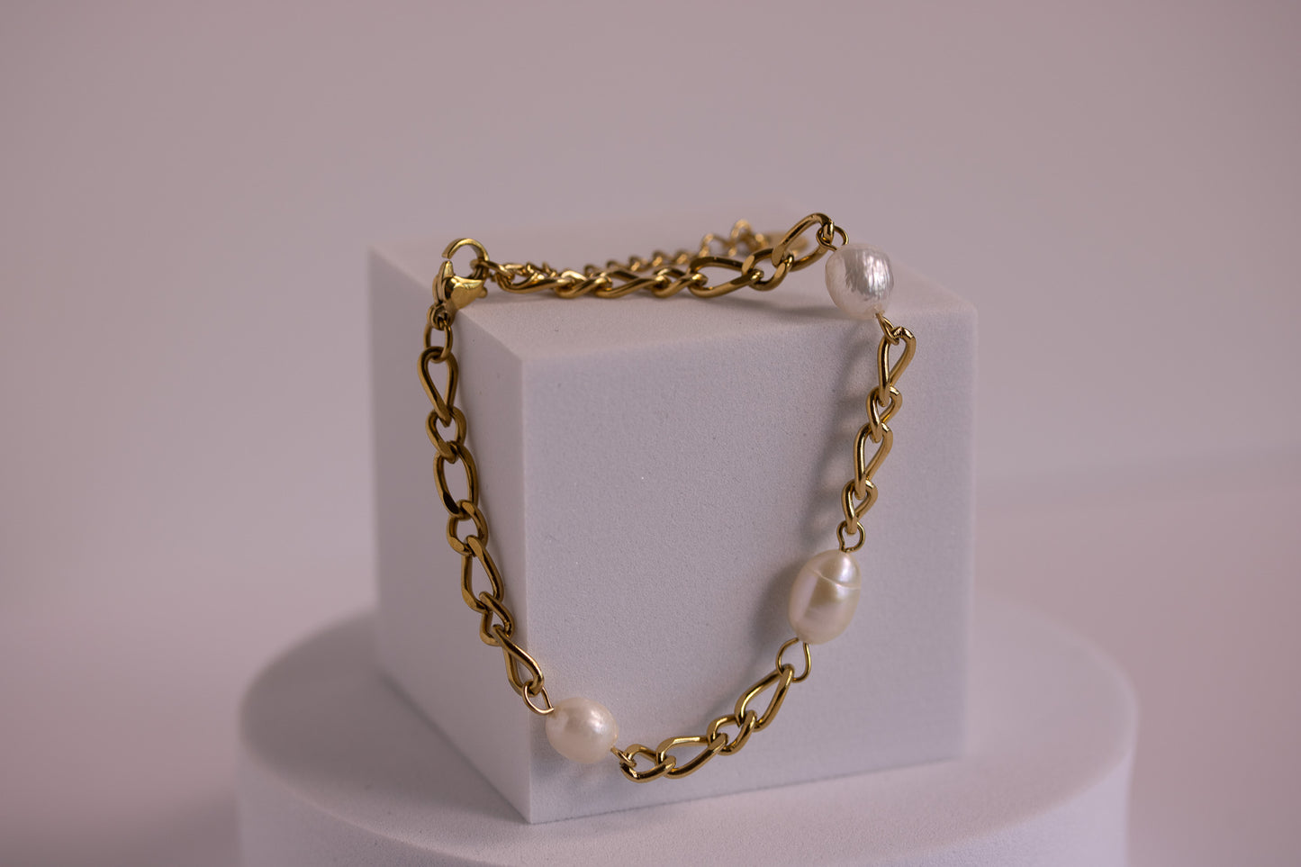 Moonlit Pearl Tether Bracelet