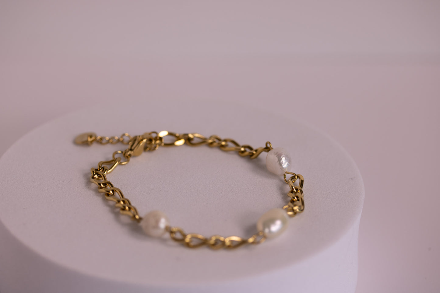 Moonlit Pearl Tether Bracelet