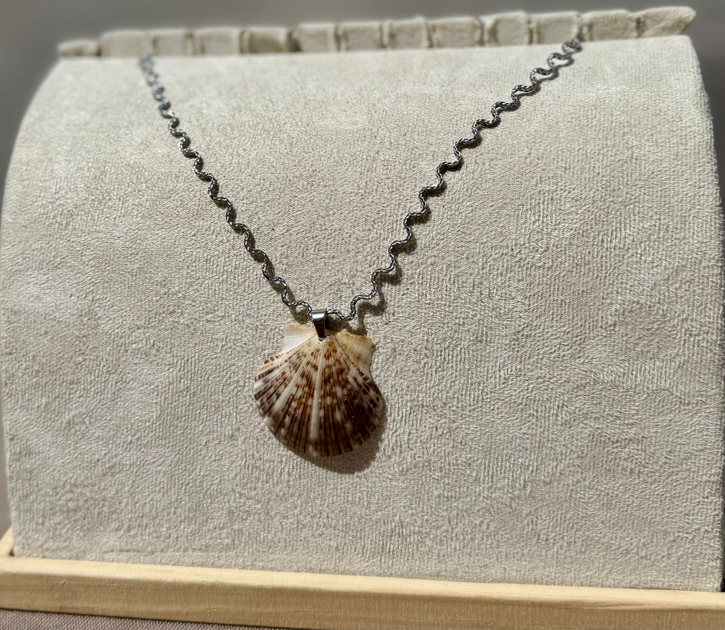 The Ripple Necklace- Brown Seashell Silver + Gold