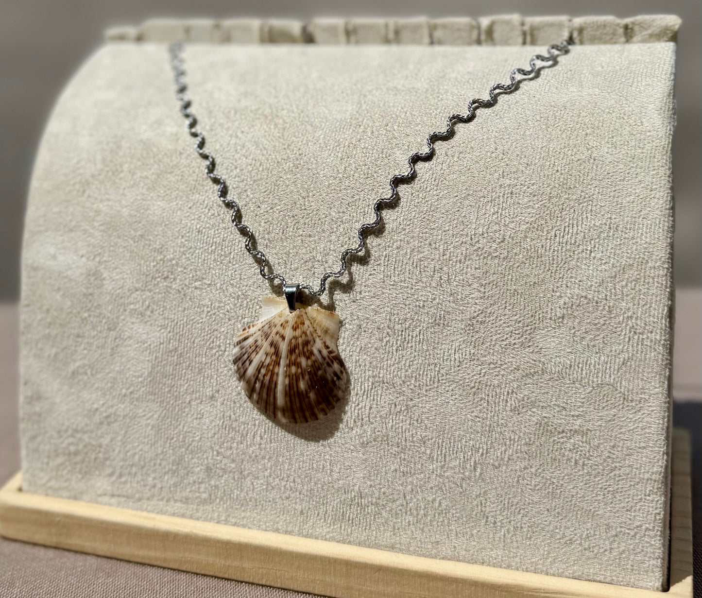 The Ripple Necklace- Brown Seashell Silver + Gold