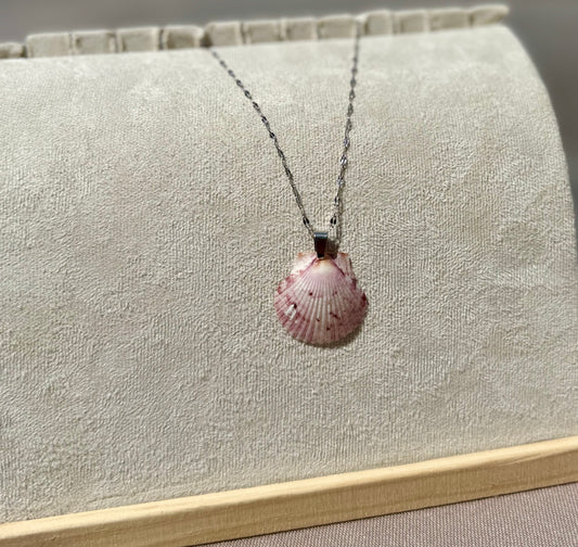 The Silver Current Necklace - Blush Seashell Edition