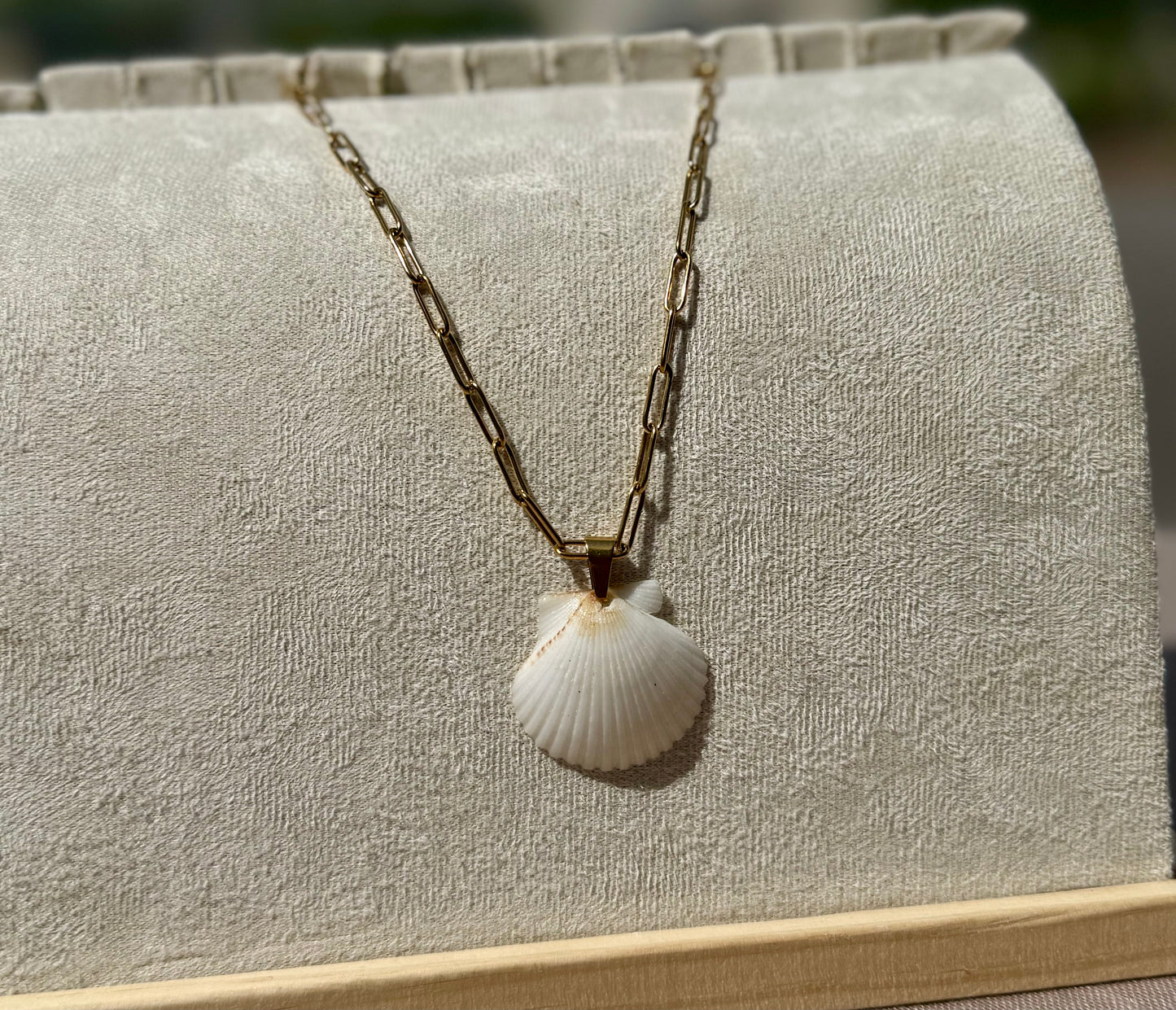 The Paperclip Necklace - Ivory Seashell Edition