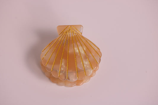 Peachy Seashell Claw Clip