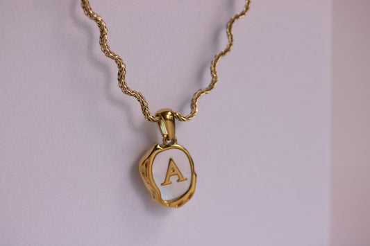The Seaside Initial Necklace - Ripple Chain Edition