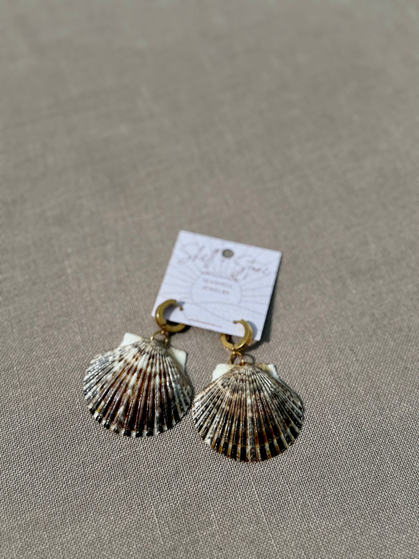 Seagrass Shell Hoops