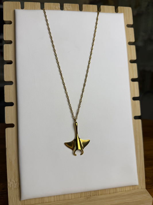 Manta Ray Charm + Singapore Necklace