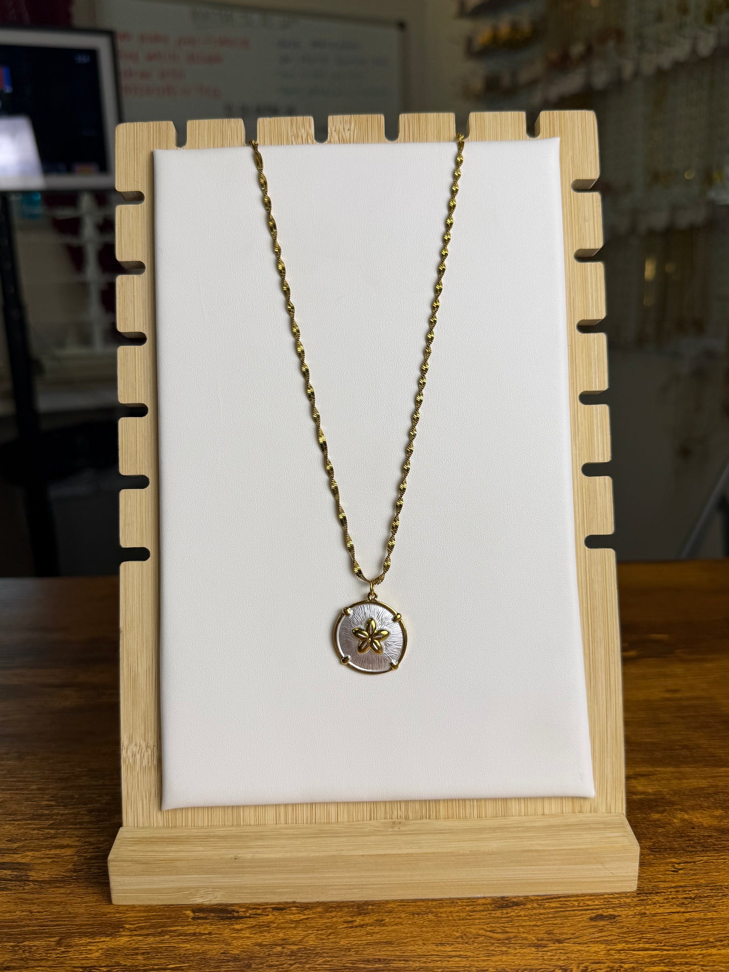 Sandollar Medallion Necklace