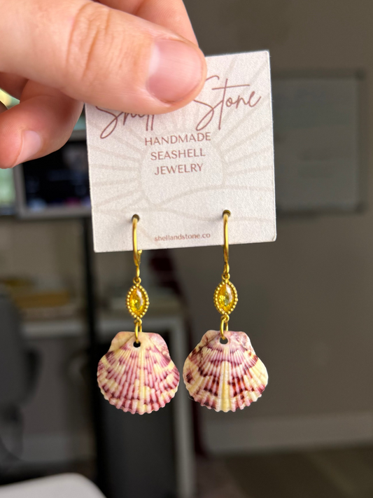 Vintage Inspired Seashell Earrings - Gold