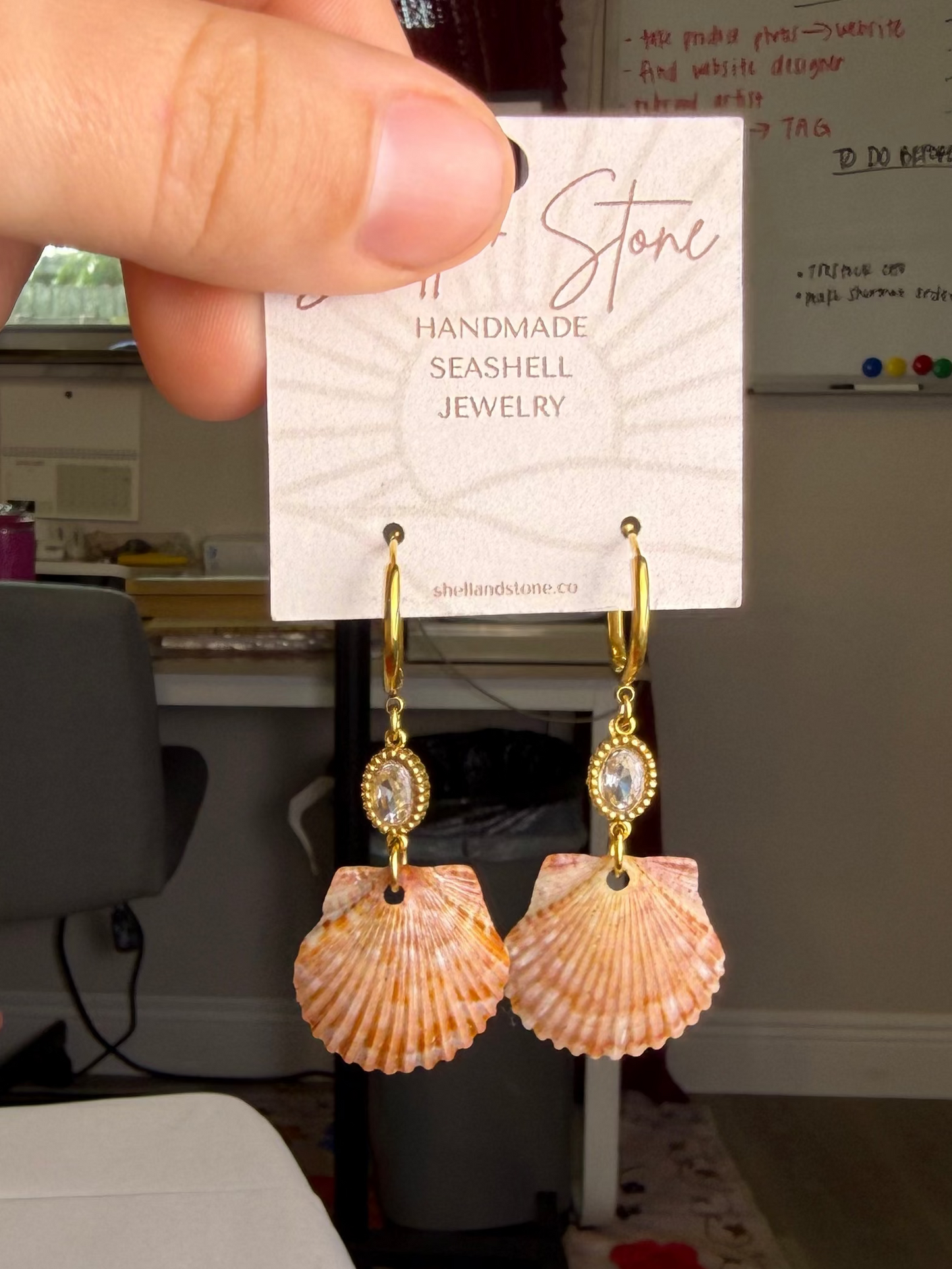Vintage Inspired Seashell Earrings - Gold