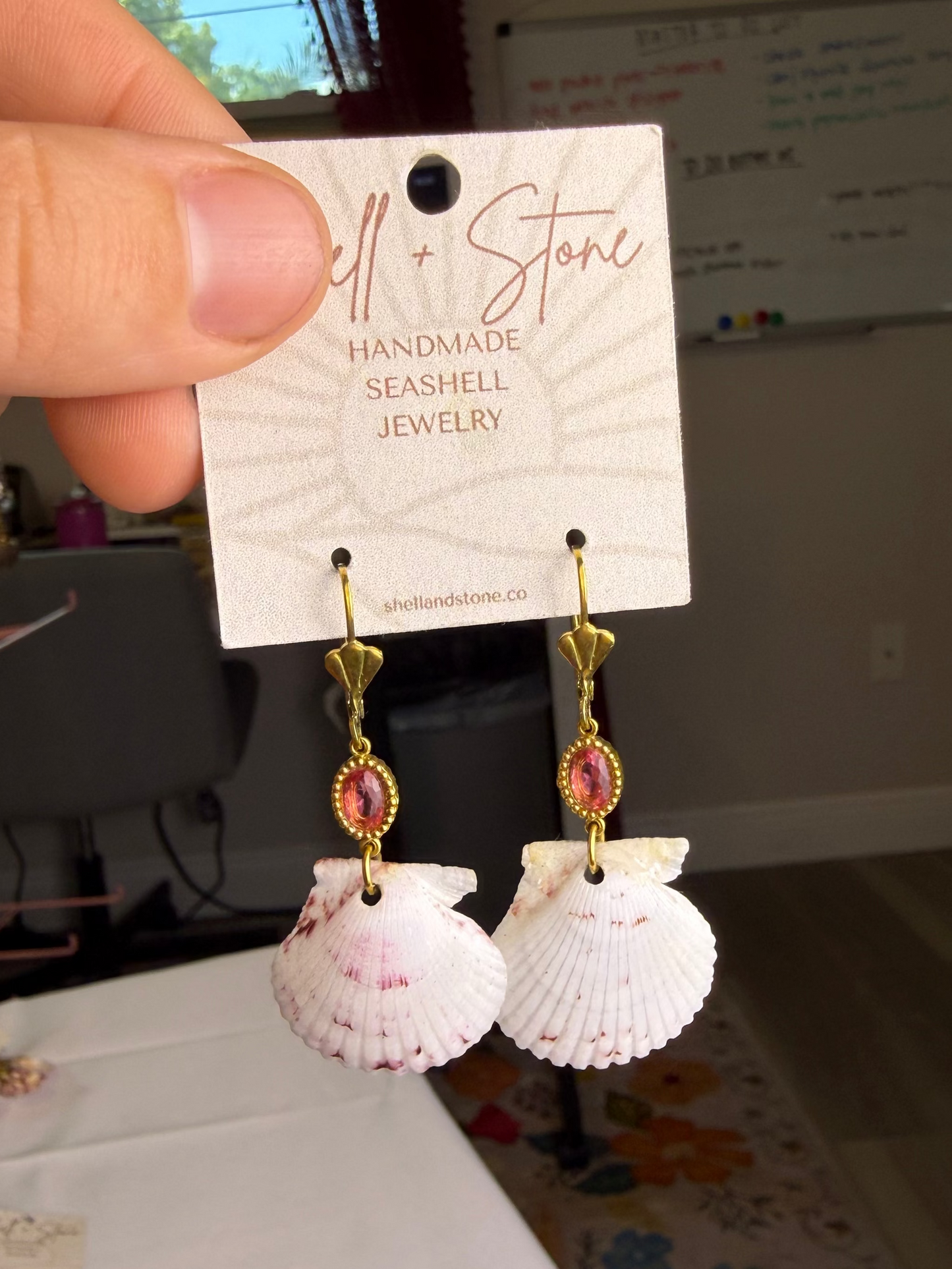 Vintage Inspired Seashell Earrings - Gold