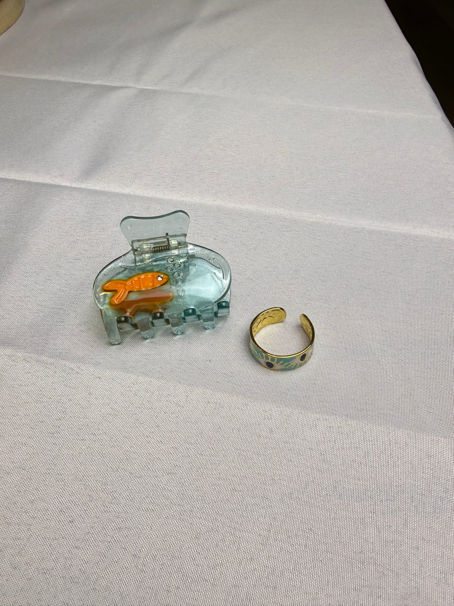 Mini Fish Bowl Hair Clip