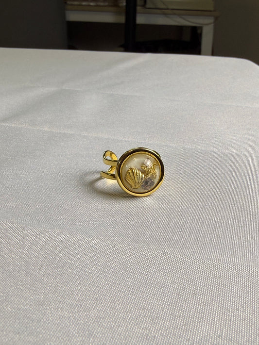 Beach Snowglobe Ring