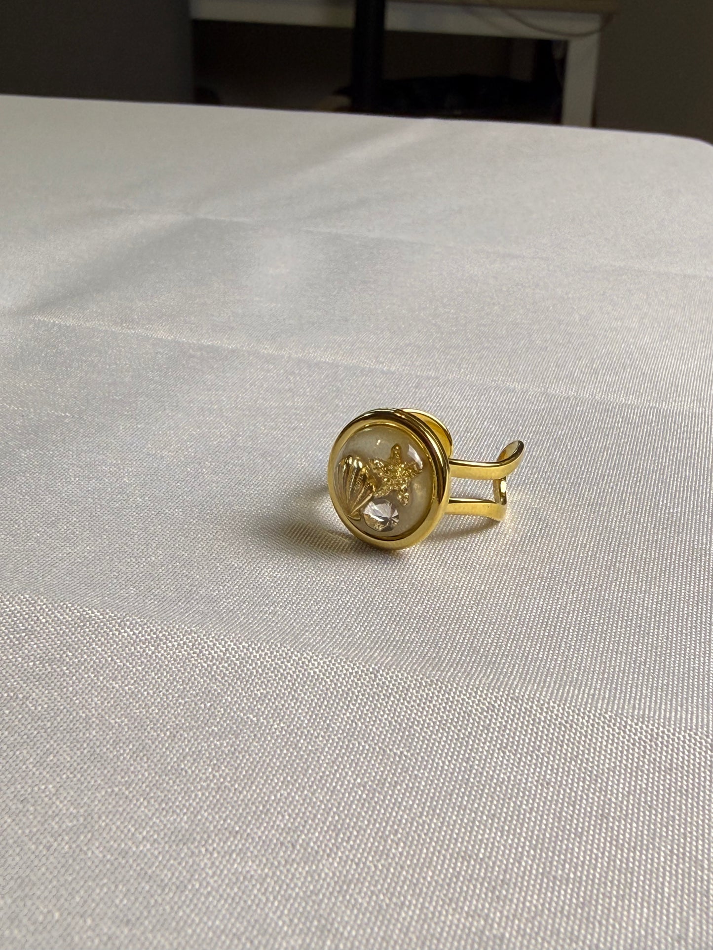 Beach Snowglobe Ring