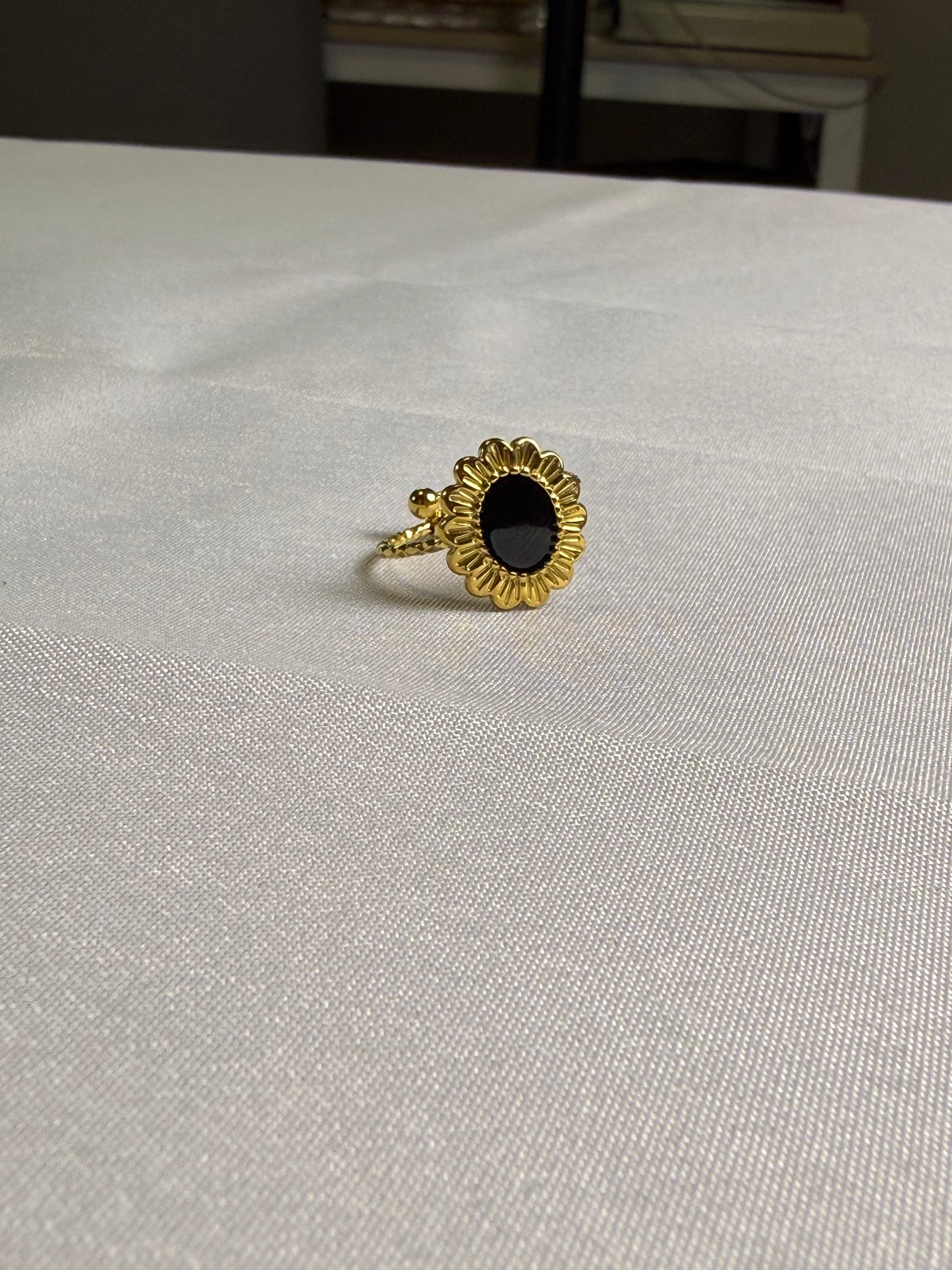 Black Sunflower Ring