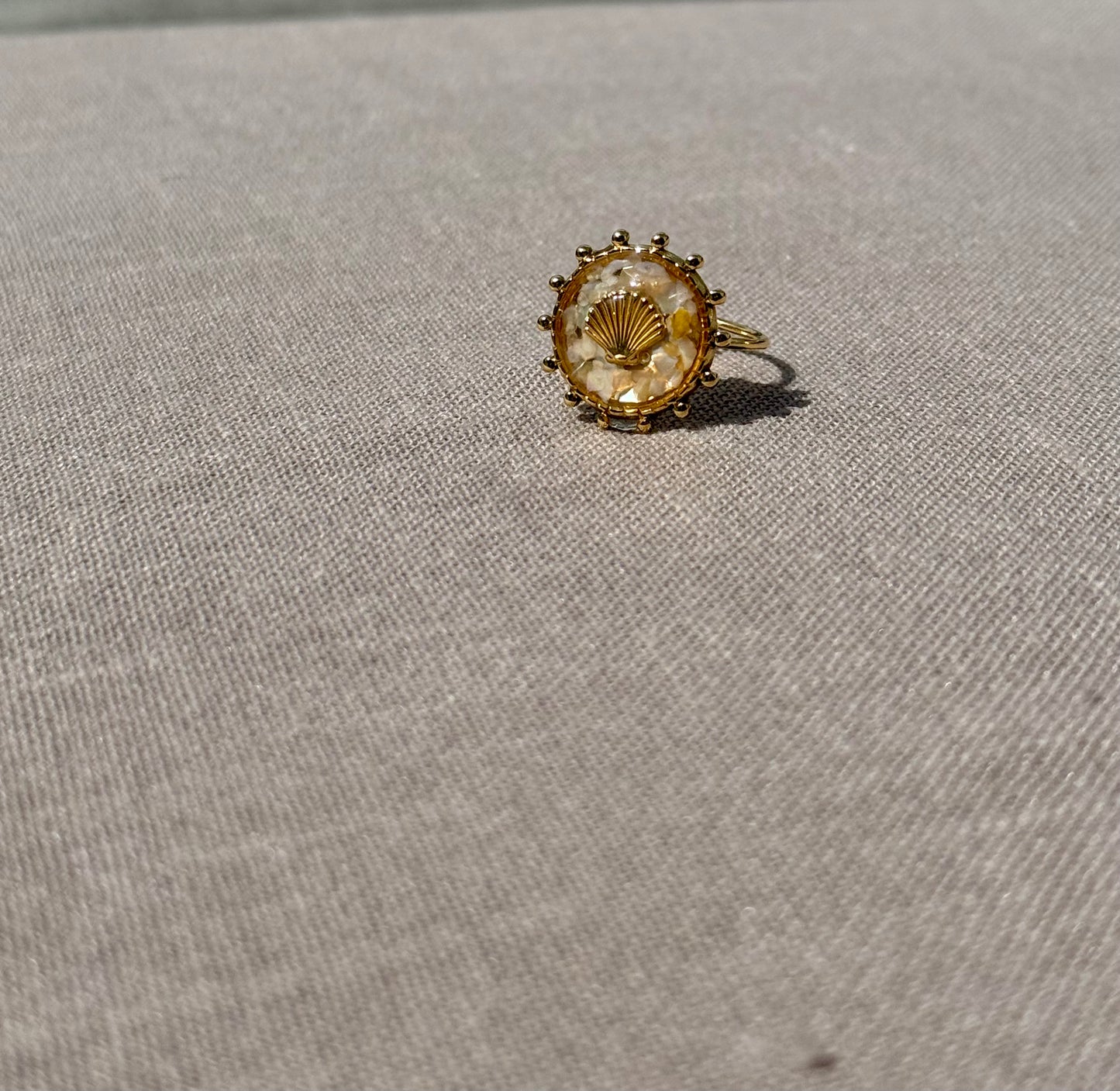 Summer Crush Seashell Ring