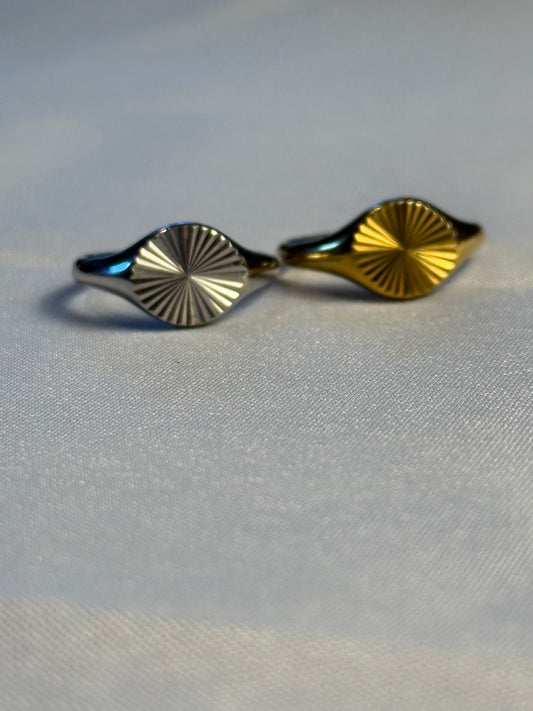 Sundial Ring in Silver + Gold