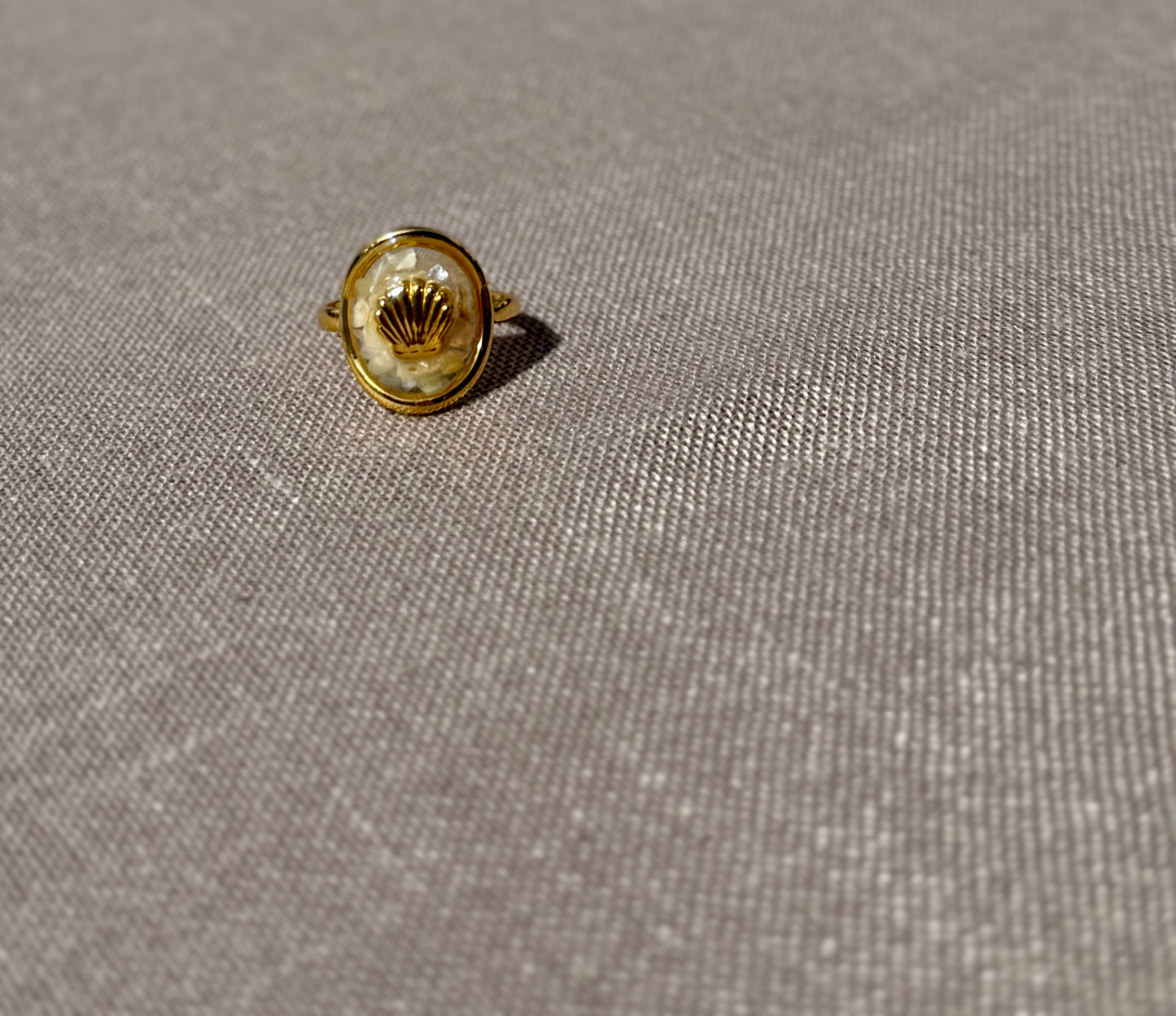 Alivia Crushed Shell Ring