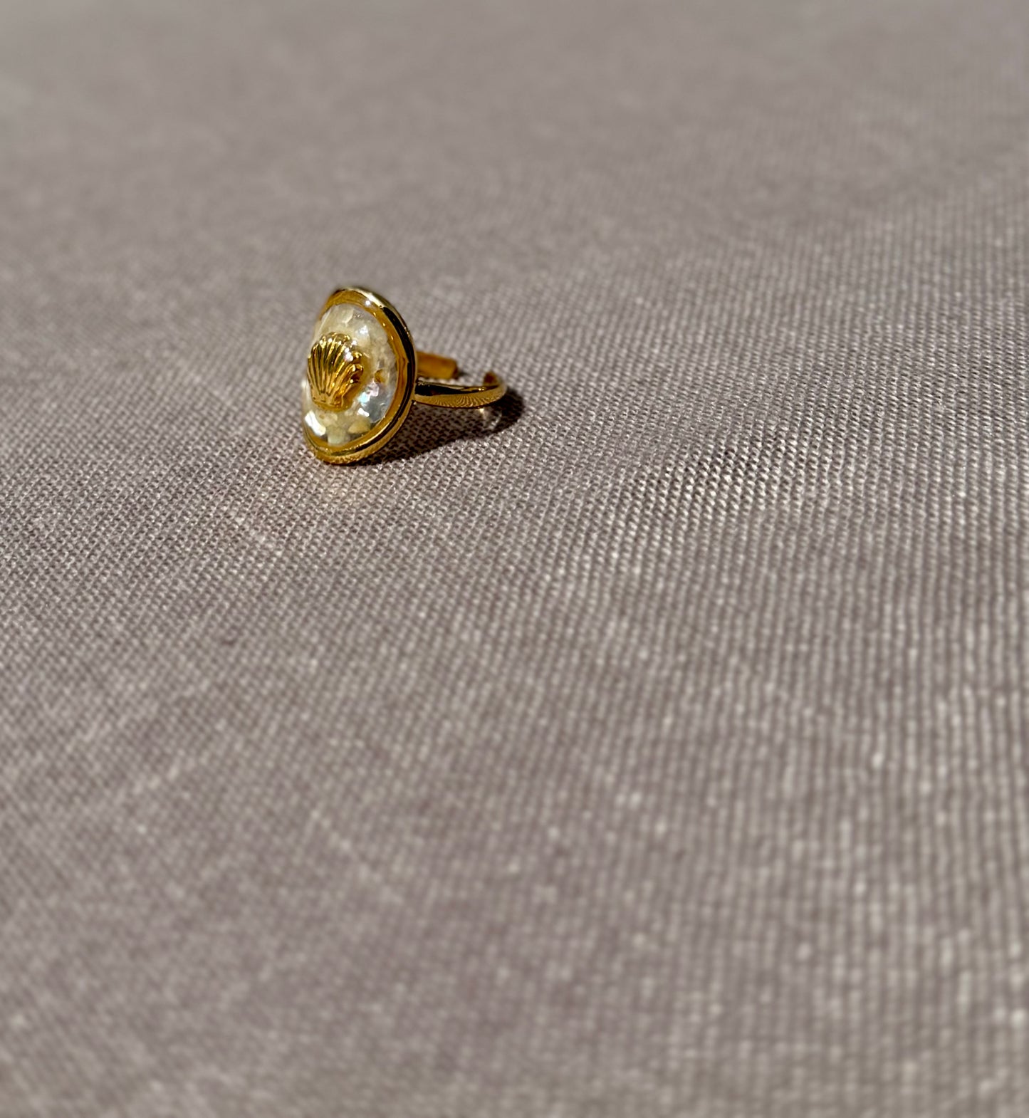 Alivia Crushed Shell Ring
