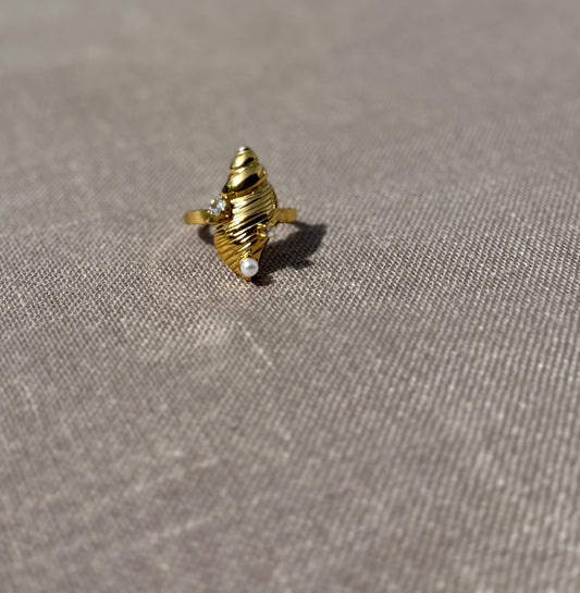 Elevated Conch Ring