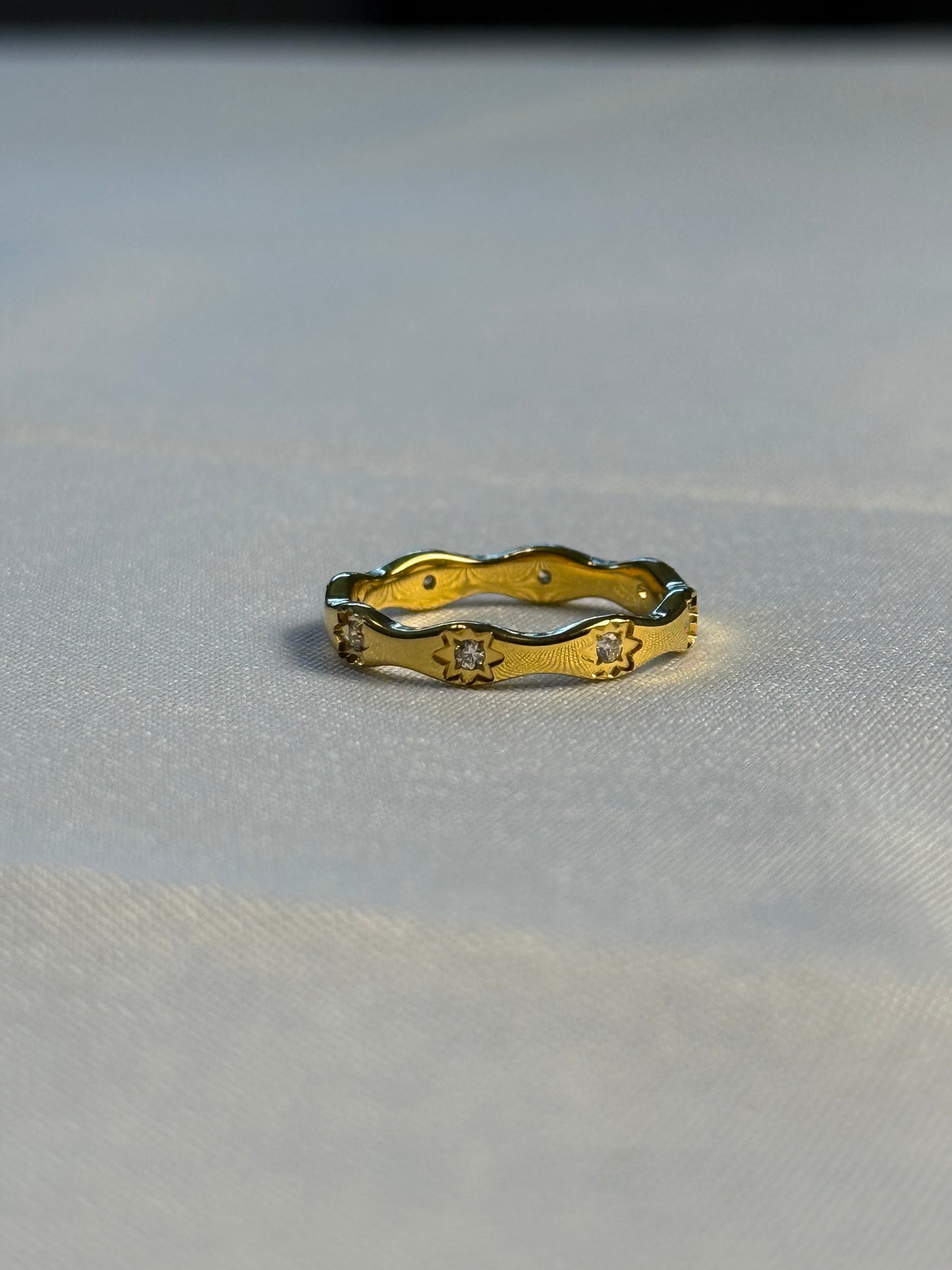 Sol Band Ring