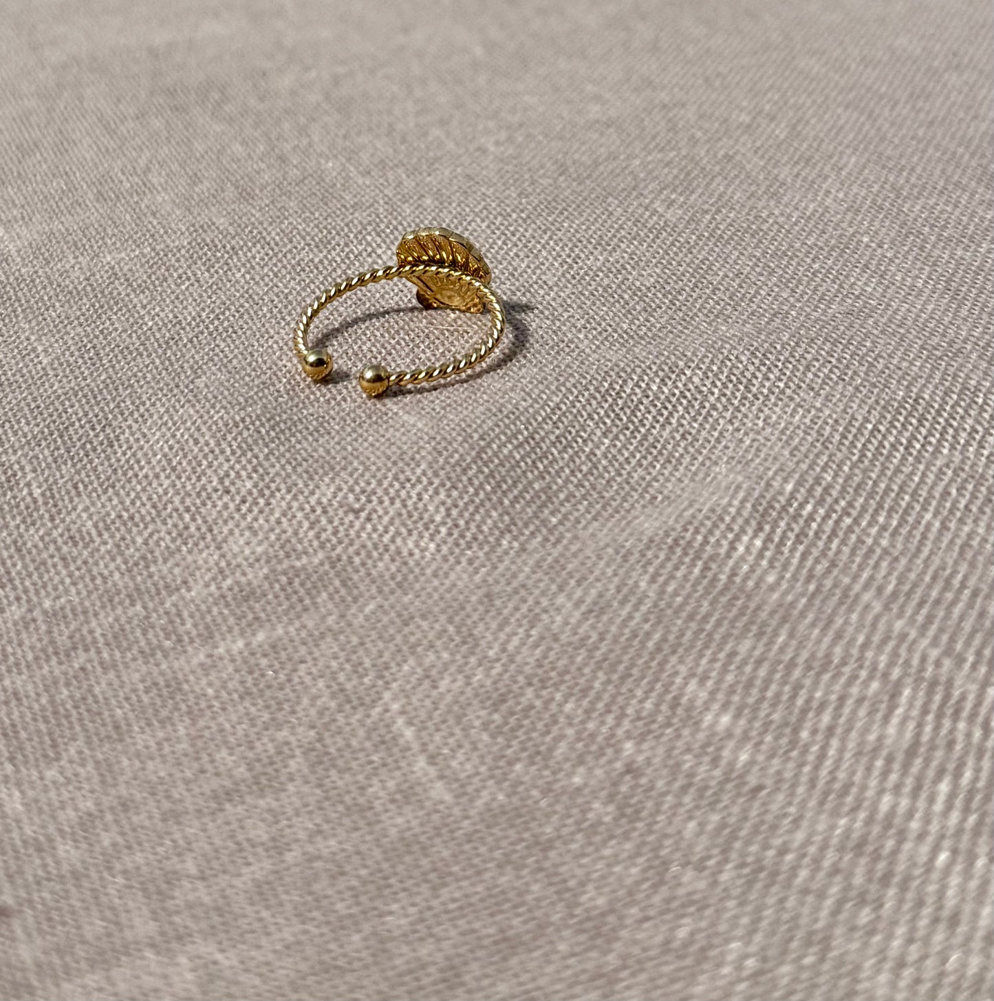 Seashell Twist Ring