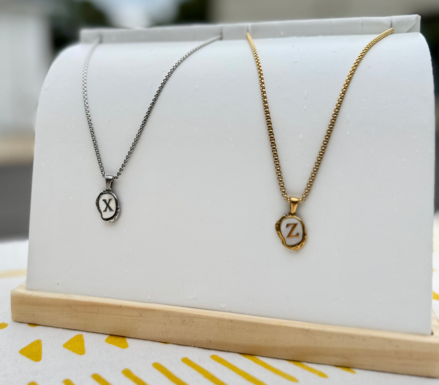 The Seaside Initial Necklace - Box Chain Edition