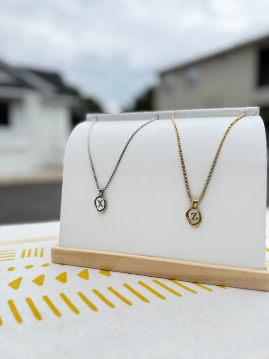 The Seaside Initial Necklace - Box Chain Edition