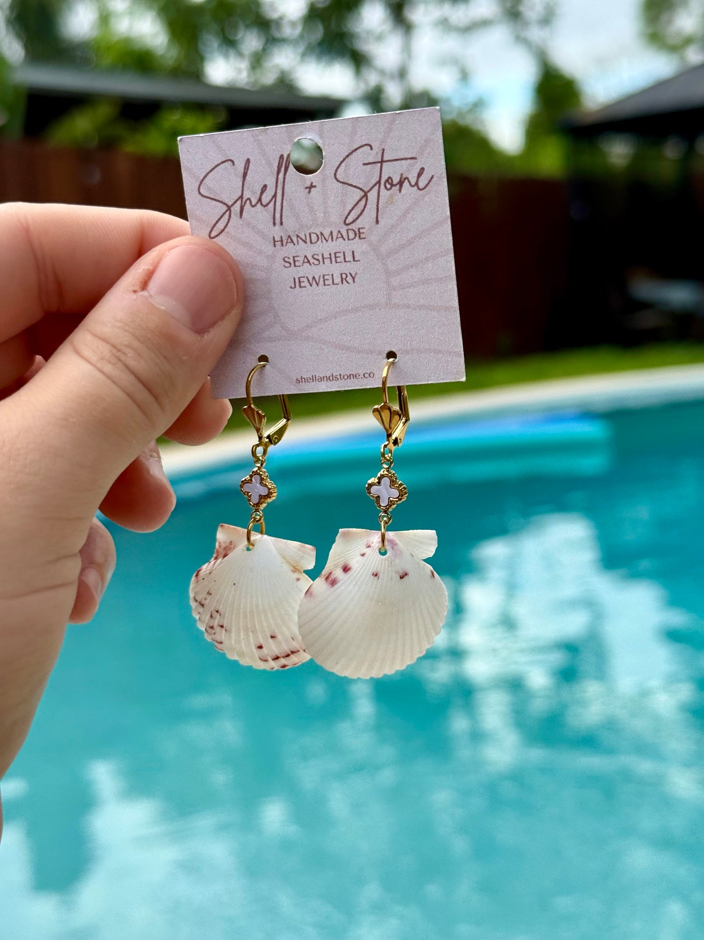Sandstone Shell Drops