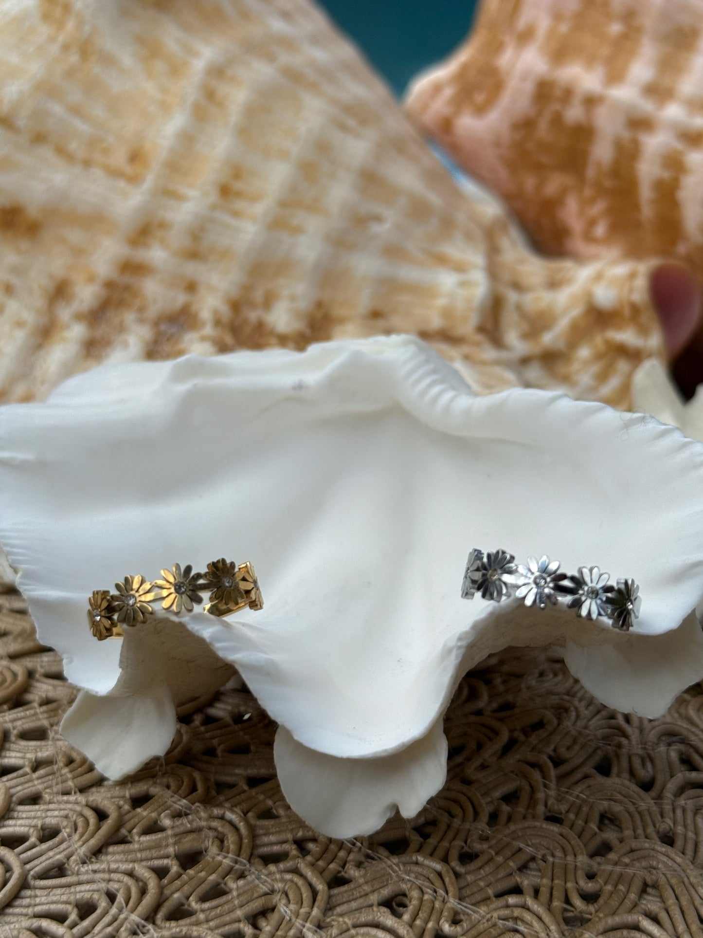 Coastal Daisy Ring in Silver + Gold