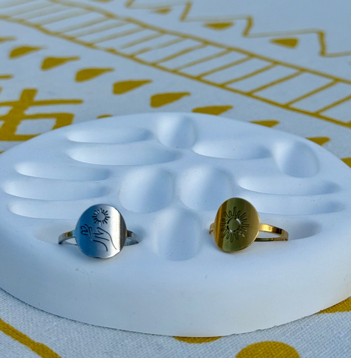Sunny Ring