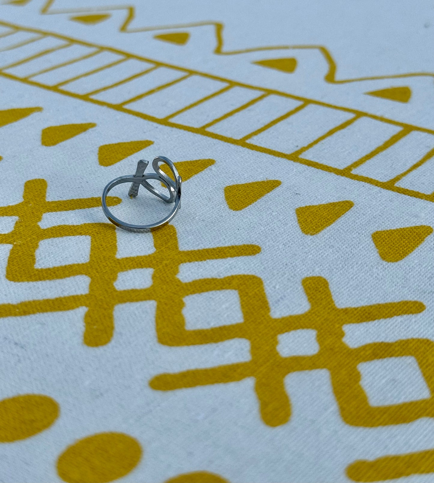 Femininomenon Ring